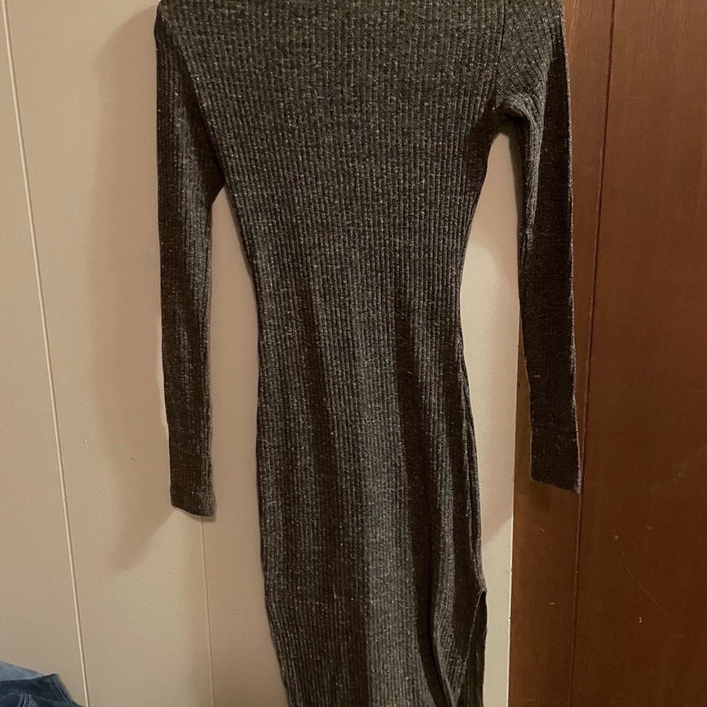 Dress - Picture 4 of 6